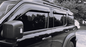 Vè che mưa GWM Tank 300